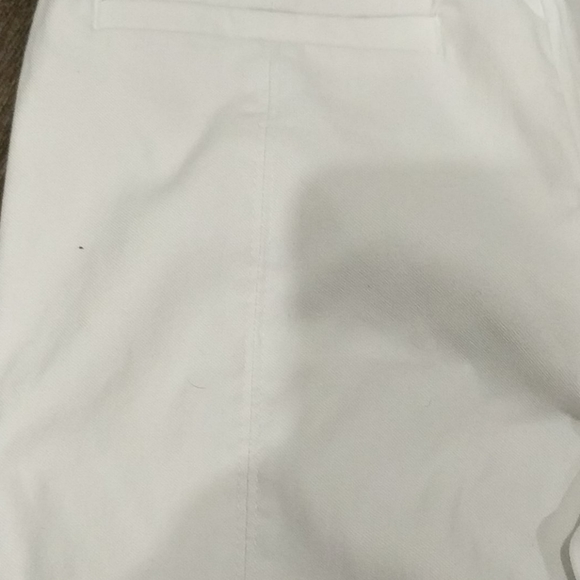 Reitmans white stretch capris - Picture 4 of 6